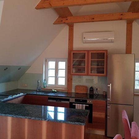 Chalet Südsteiermark: Alpine Luxury with Infinity Pool and Panoramic Views Schwanberg Exterior photo