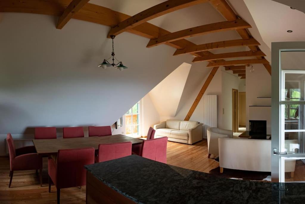 Chalet Südsteiermark: Alpine Luxury with Infinity Pool and Panoramic Views Schwanberg Exterior photo